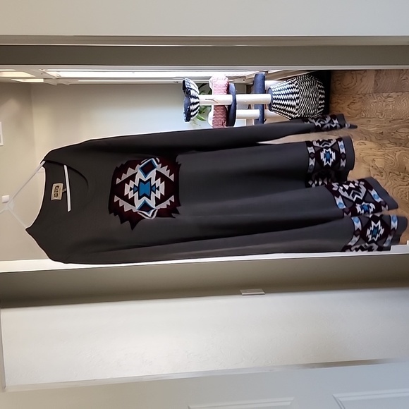 Sweater - Picture 2 of 3